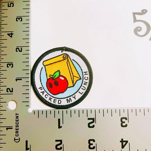 A13a-Iron on Embroidered Patch- Packed my‎ Lunch-Apple-To Do List - Picture 2 of 3